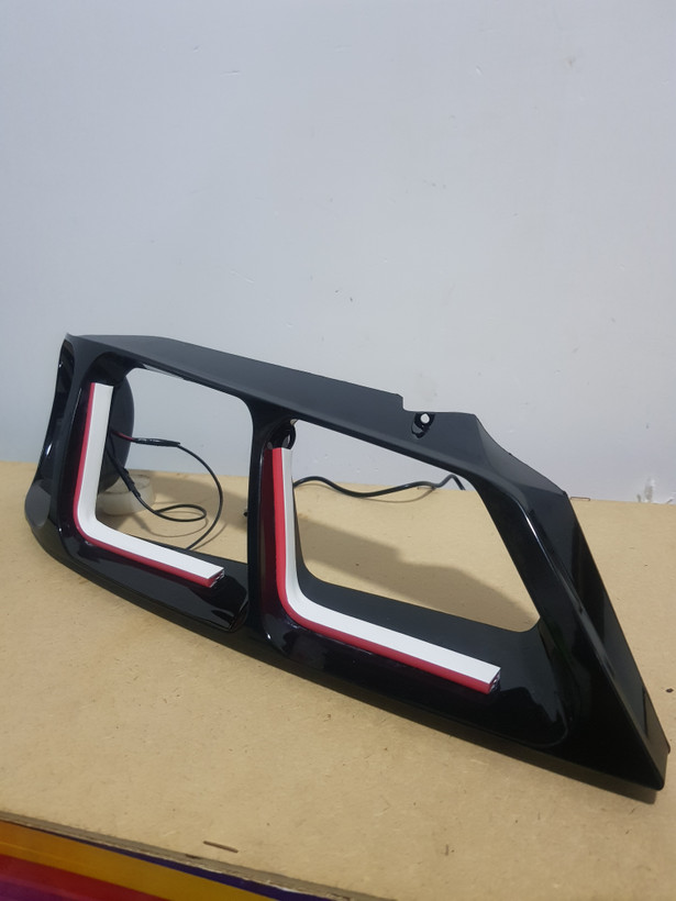 چراغ اسپرت پژو پارس ( فلاپ نئون دار )